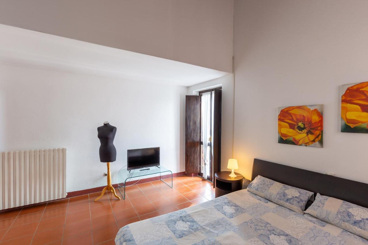 مبيت وإفطار Pombia Cascina Cattabreghetta المظهر الخارجي الصورة
